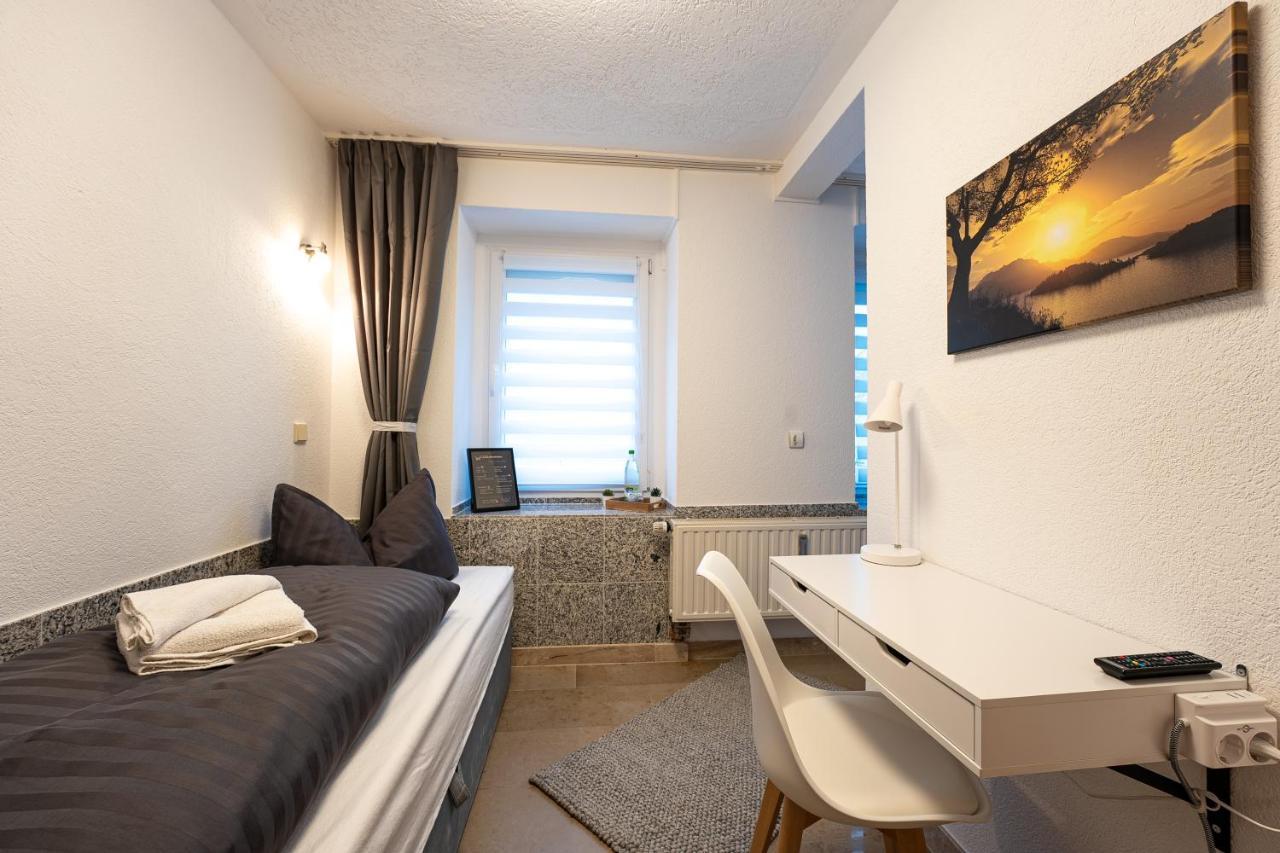 Pension Krone Freiberg Extérieur photo