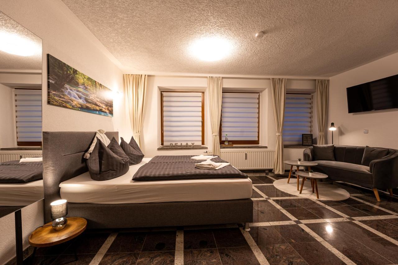 Pension Krone Freiberg Extérieur photo