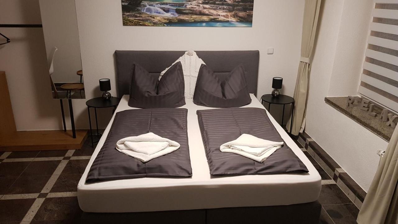 Pension Krone Freiberg Extérieur photo