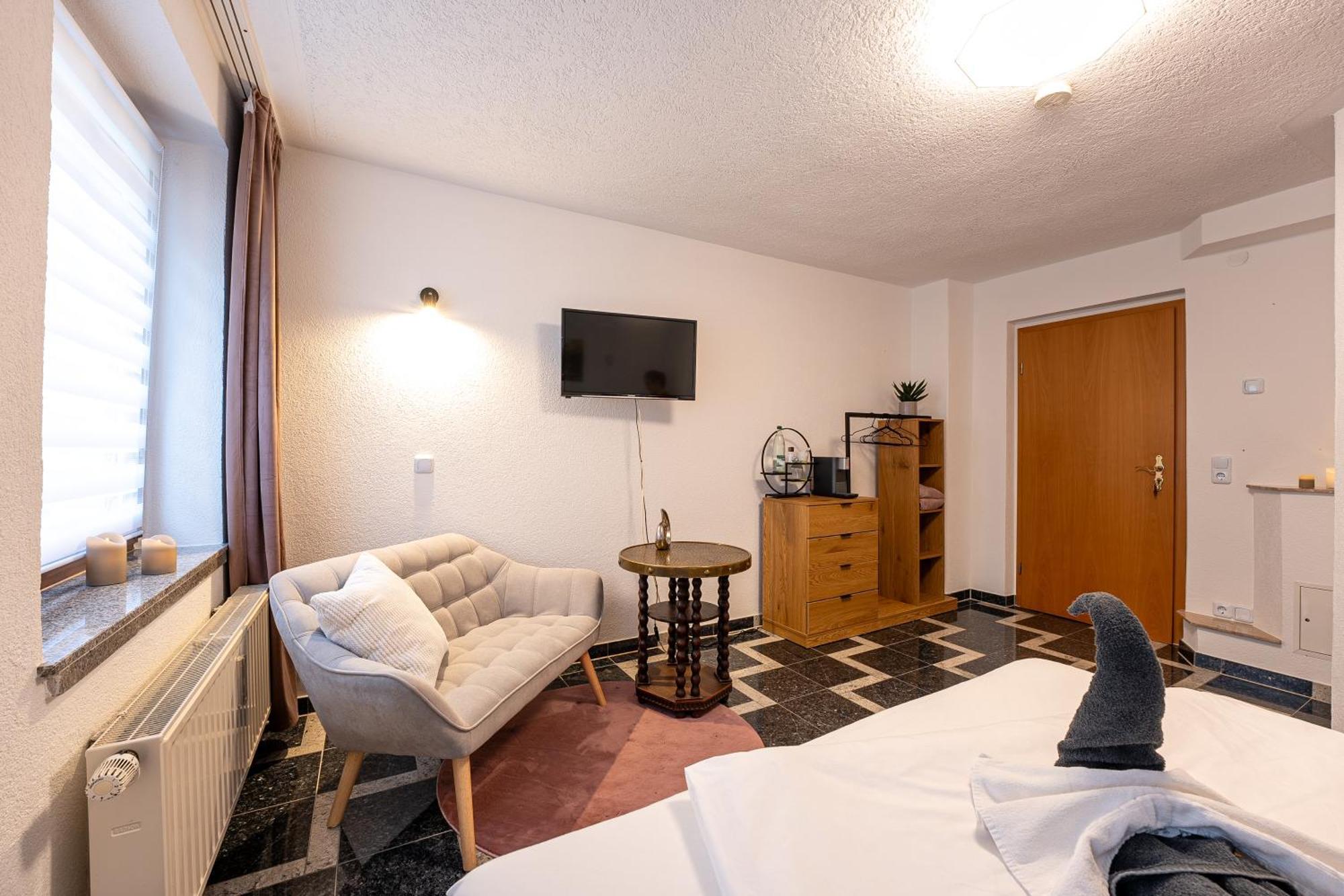 Pension Krone Freiberg Extérieur photo